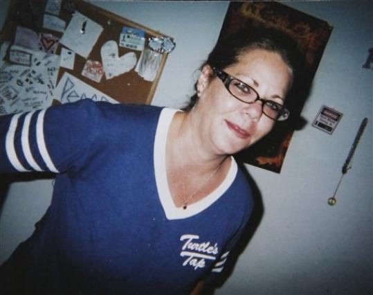 Tanya Shannon Missing: Illinois Woman Vanishes After Crash Kills Husband 