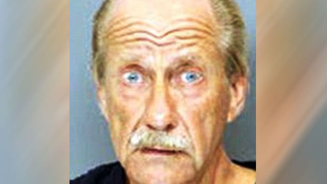 Raymond Devaughn Taylor (PICTURES): Kennesaw State Professor Strips Naked In Class 