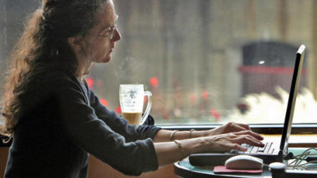 laptop-computer-woman.jpg 