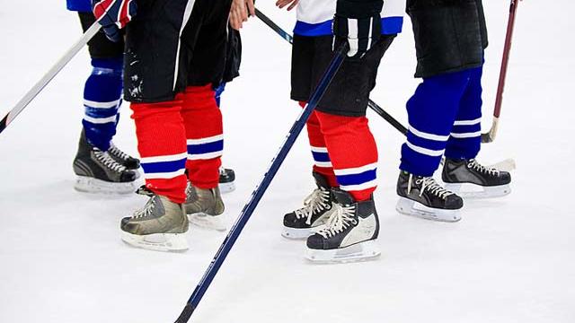 hockey-ice-rink.jpg 