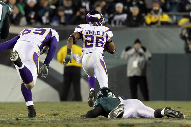winfield-fumble-recovery.jpg 