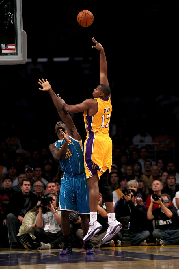 New Orleans Hornets v Los Angeles Lakers 