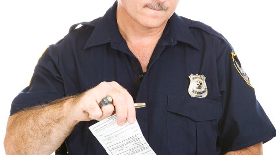 cop_giving_ticket.jpg 
