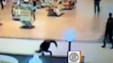 Cathy Cruz Marrero, "Fountain Girl," Considers Suing After Mall Fall Becomes Viral Sensation (VIDEO) 