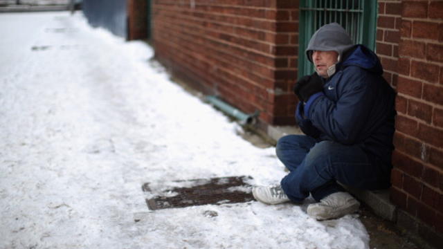 homeless_snow_gety.jpg 