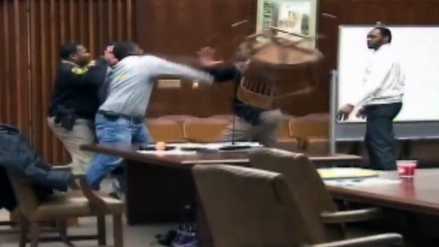 extra_COURTROOM_ATTACK_0127_copy.jpg 