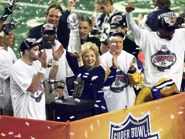 St. Louis Rams owner Georgia Frontiere holds the Lombardi Trophy 