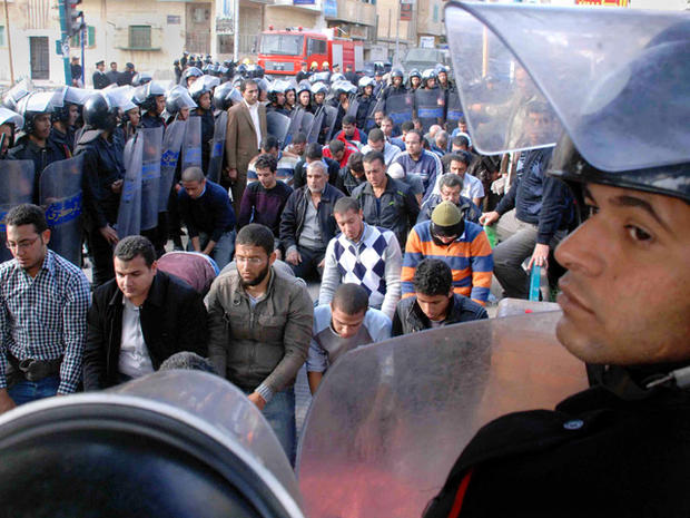 cairo_protests_AP110127022298.jpg 