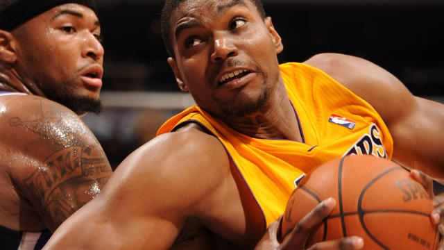 Andrew Bynum misses game with sprained ankle after Lakers reportedly fined  him - The Washington Post