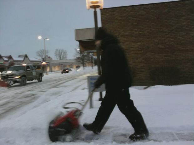 snow-clearing-in-southfield.jpg 