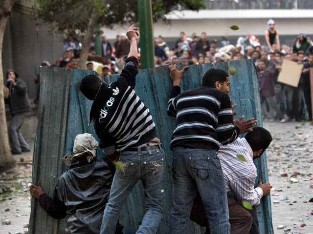 cairo_protests_108734982.jpg 