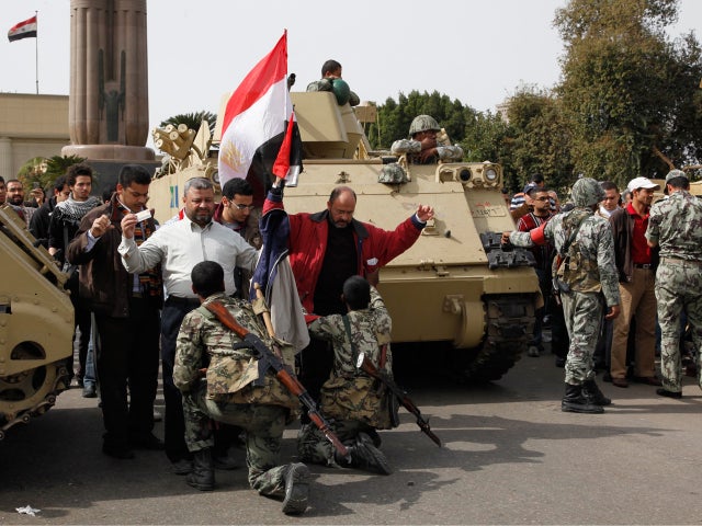 cairo_protests_AP110204110040.jpg 