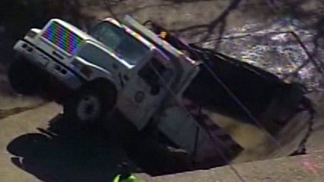 sinkhole_208.jpg 
