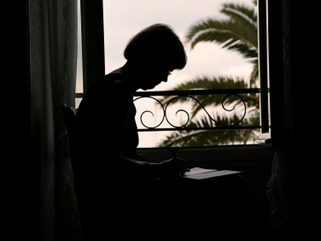 write, journal, mental health, depression, stock, 4x3 