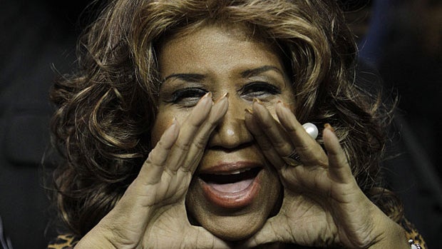 001-aretha-close.jpg 