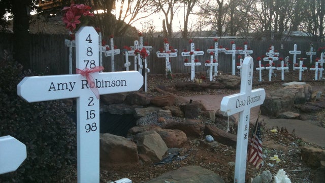 Michael Wayne Hall Executed for 1998 Torture-Slaying of Mentally Impaired Teen 