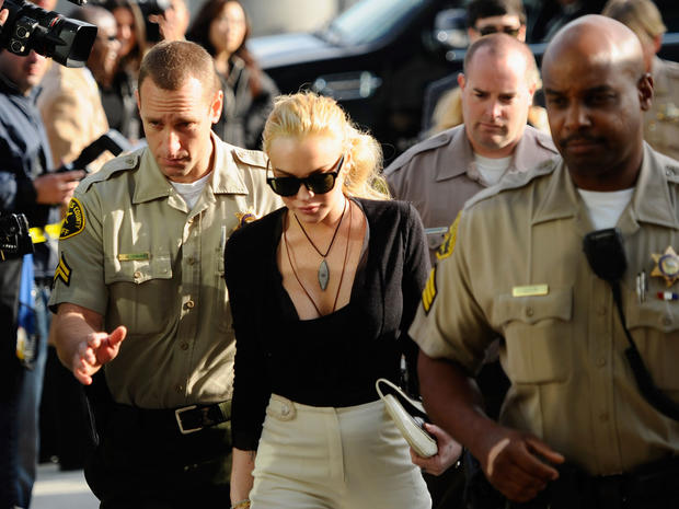 Lindsay Lohan angry over jail sentence, says report 