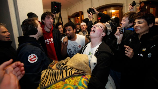Wisconsin protesters leave Capitol rotunda 