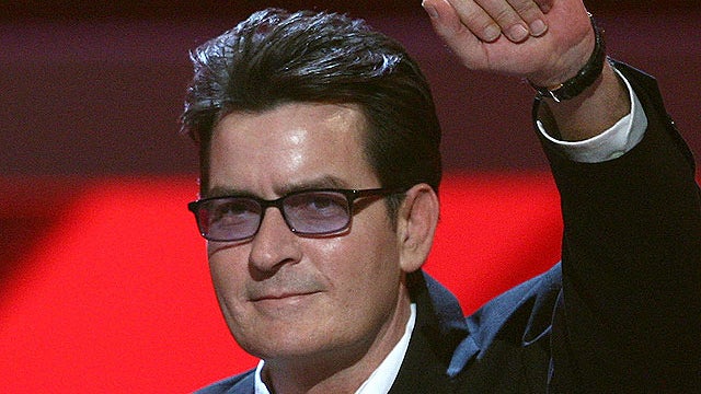 charlie_sheen_86039110.jpg 