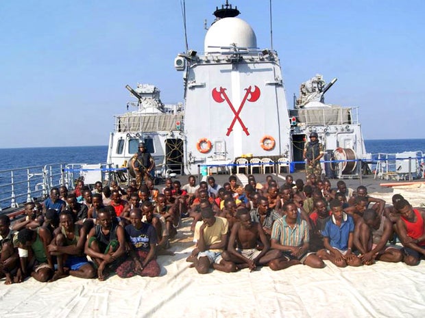 Indian Navy captures pirates 