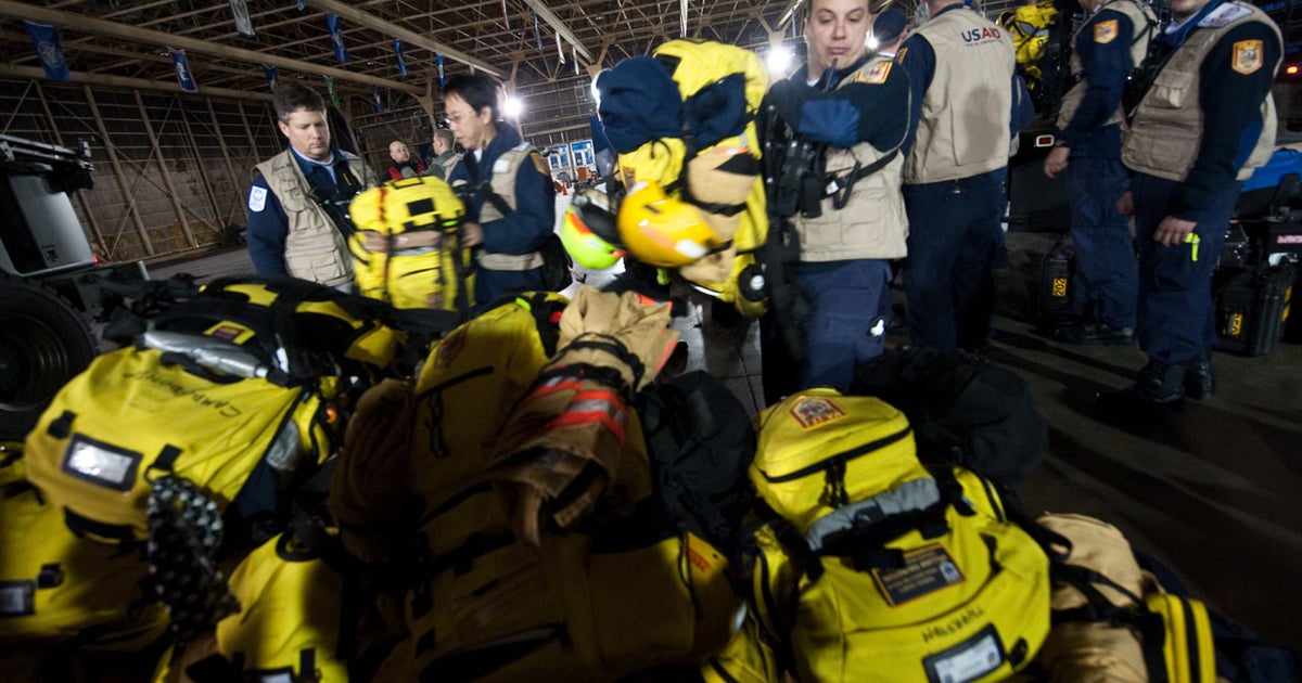 Search and rescue teams come to Japan's aid - CBS News