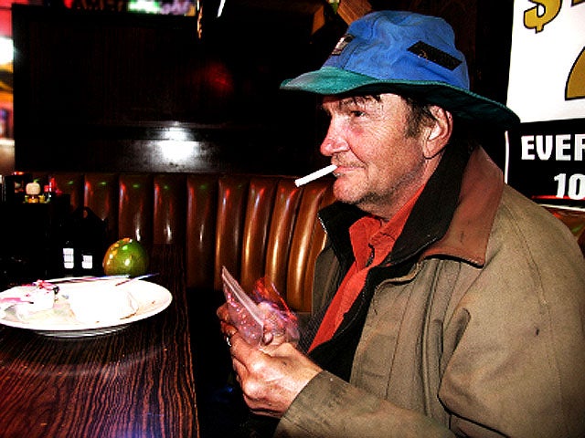 smoking_iStock_000000468964.jpg 