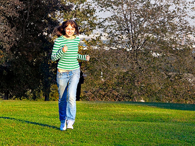 running_jeans_iStock_000004.jpg 