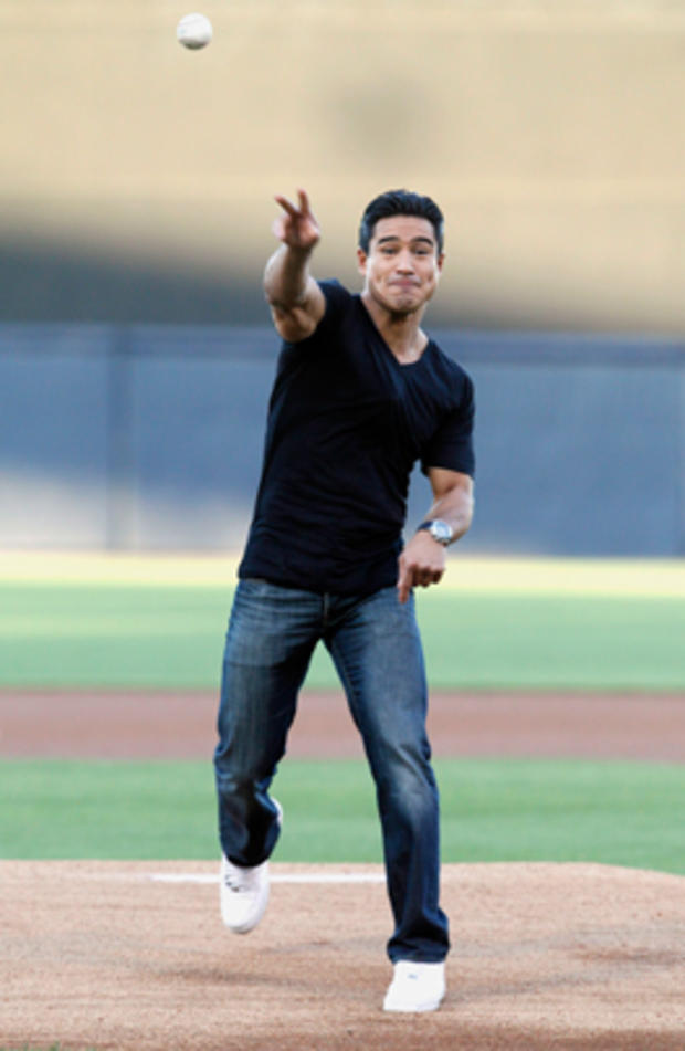 Mario Lopez throws out the first pitch at Yankees vs. Astros spring training game.   