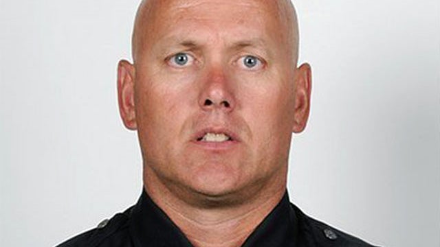 LA siege ends with suspected cop-shooter dead 