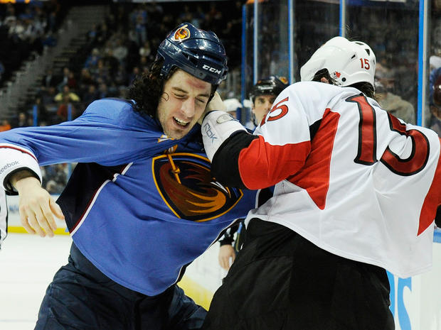 Chris Thorburn fights with Zack Smith 