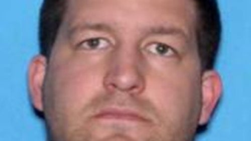 Man surrenders to media; charged in Ala shooting 