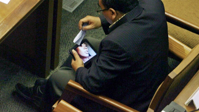 Indonesian lawmaker watches porn at work 