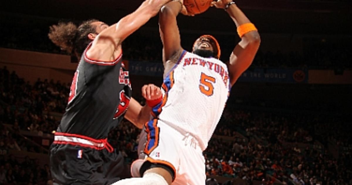 Content D-Rose sits as his Knicks beat hometown Bulls in overtime