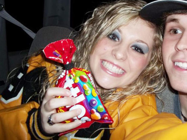 Missing Tenn. student Holly Bobo's father thinks someone "close" to family responsible 