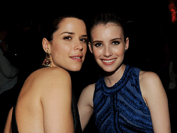 012-screamneve-and-emma.gif 