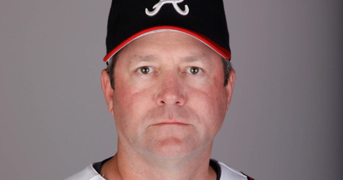 Braves Coach Roger McDowell Suspended Two Weeks Without Pay For Gay Slurs  Towards Giants Fans - SB Nation Atlanta