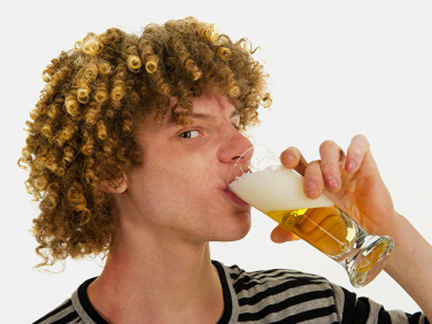 teen drink, drunk, beer, drink, teenager, stock, 4x3 