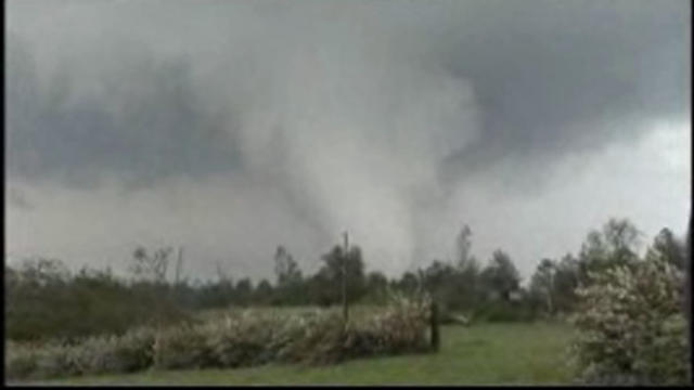 tornado-swirling-3.jpg 