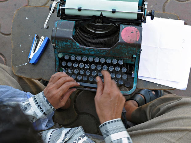 typewriter.jpg 