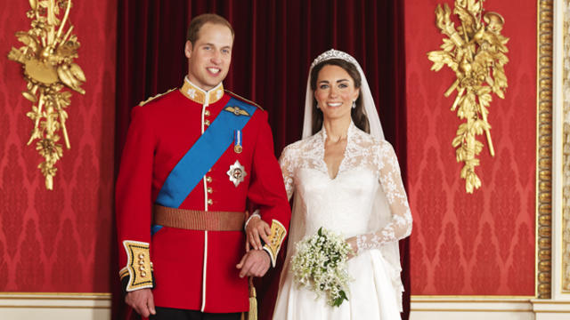 royalwedding_officialcouple_043011.jpg 