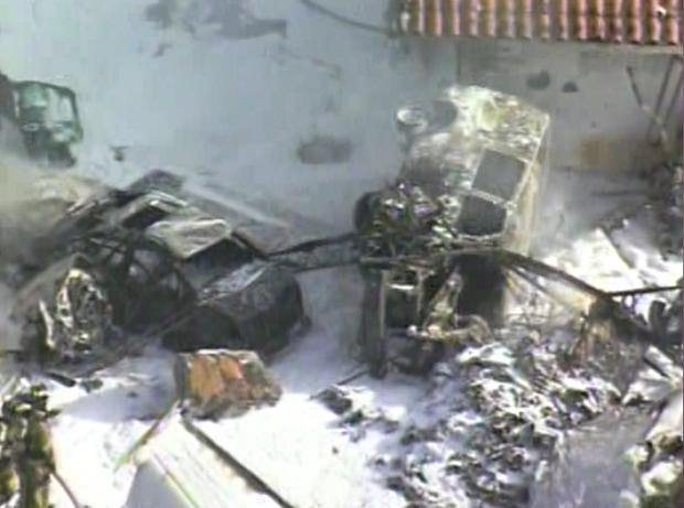 plane-crash-aftermath05.jpg 