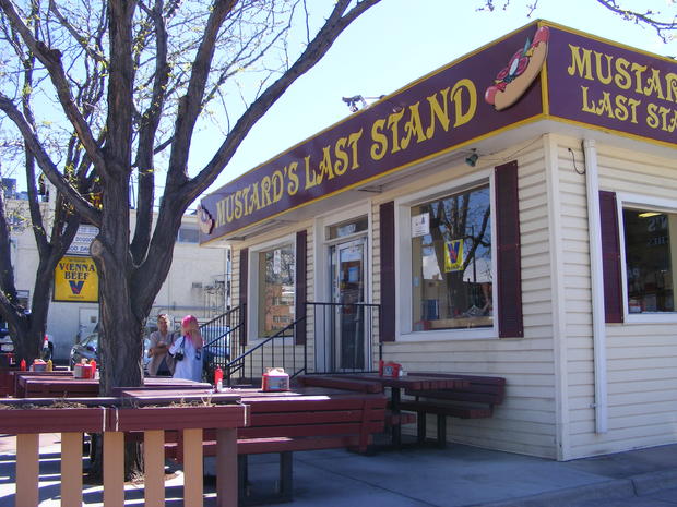 Mustard's Last Stand 