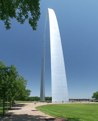 Gateway_Arch_Wikimedia_user_Daniel_Schwen.jpg 