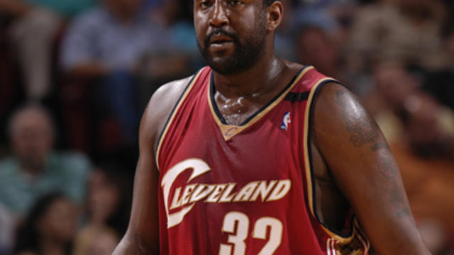 robert-tractor-traylor.jpg 