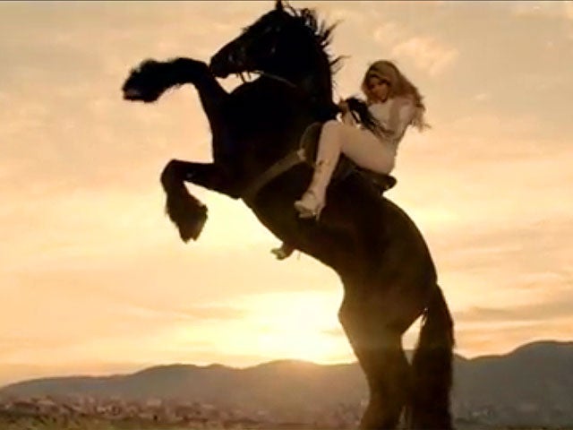 Beyonce's "Run The World (Girls)" VIDEO 