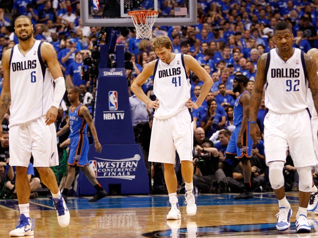 Dallas Mavericks' Dirk Nowitzki, Tyson Chandler and DeShawn Stevenson  