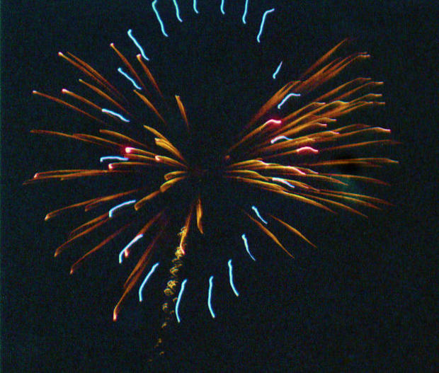 fireworkscirclewithbowtie_fayecolando.jpg 