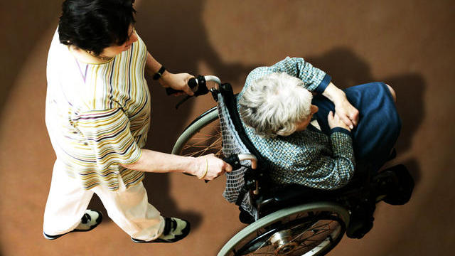 wheelchair-elderly.jpg 