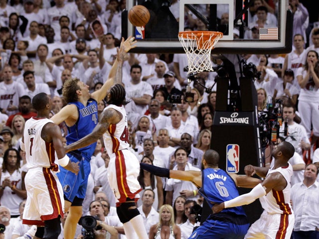 nba_finals_AP11060301418.jpg 