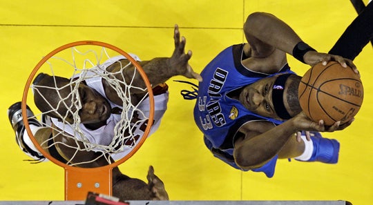 Brendan Haywood slams home a shot 